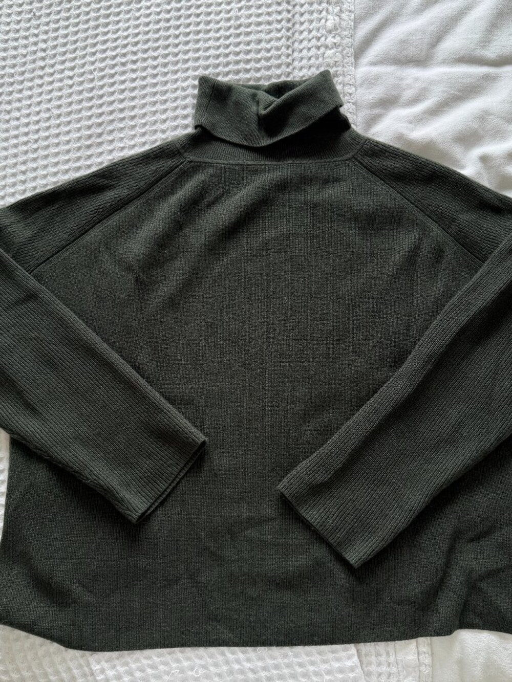 MM LaFleur Arbus Cashmere Turtleneck Sweater - Picture 6 of 8